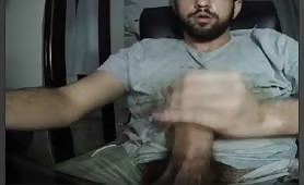 Bearded spanish dude wanking his cock on cam