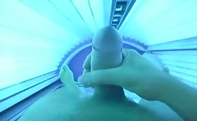 Jerking off in a solarium