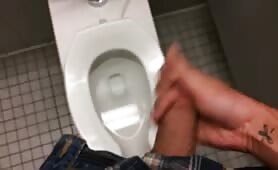Multiple guys in the public restroom getting blown and masturbating